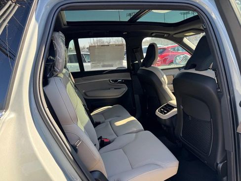 New 2026 Volvo XC90 B6 Plus w/ Protection Package image 5