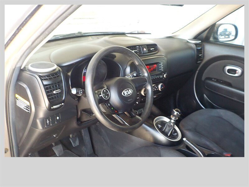 Used 2015 Kia Soul FWD image 8