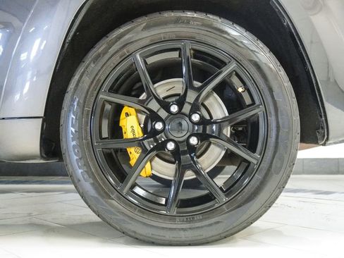 Used 2018 Jeep Grand Cherokee Trackhawk AWD/4WD image 37