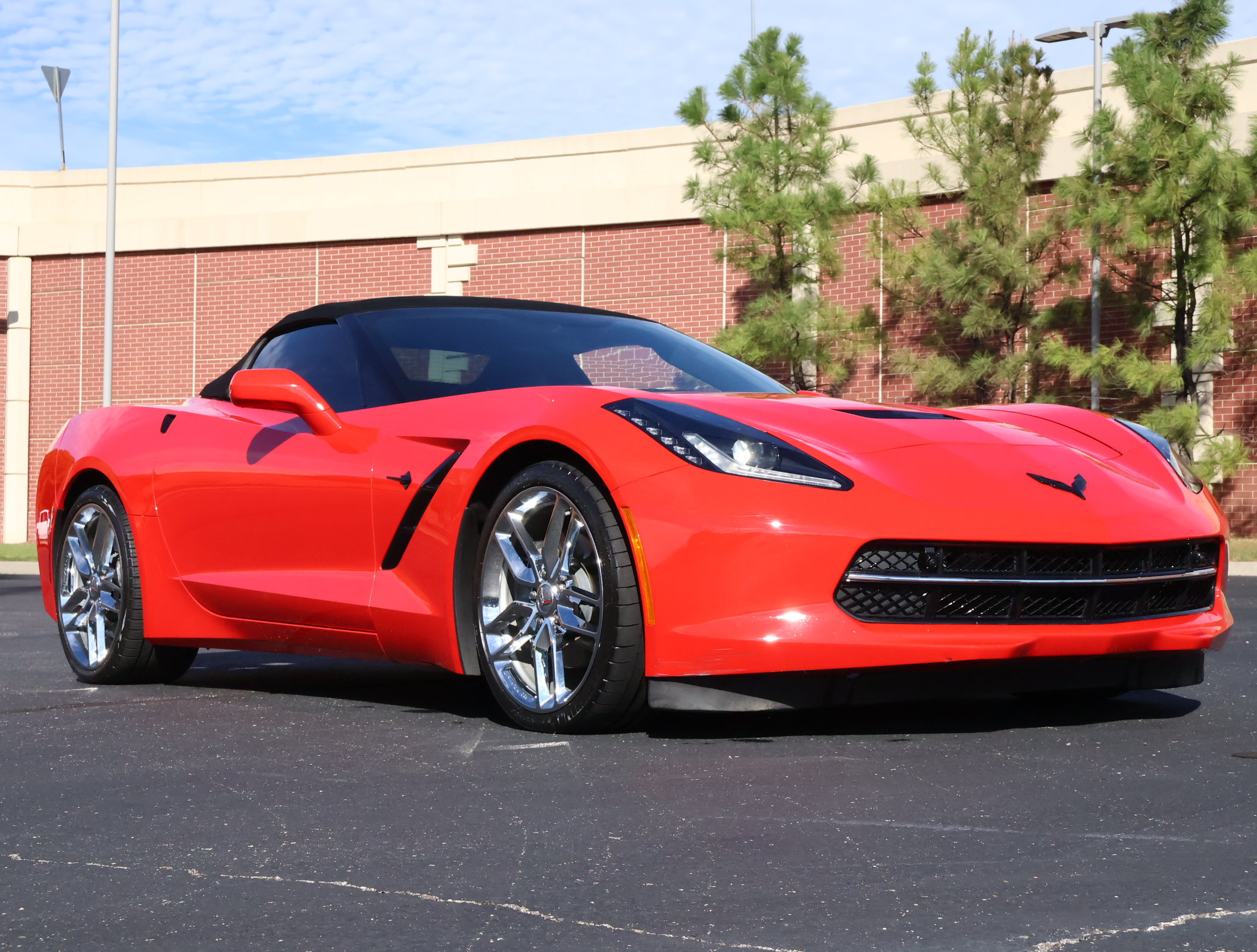 Used 2019 Chevrolet Corvette Stingray Convertible w/ 3LT Preferred Equipment Group RWD image 2