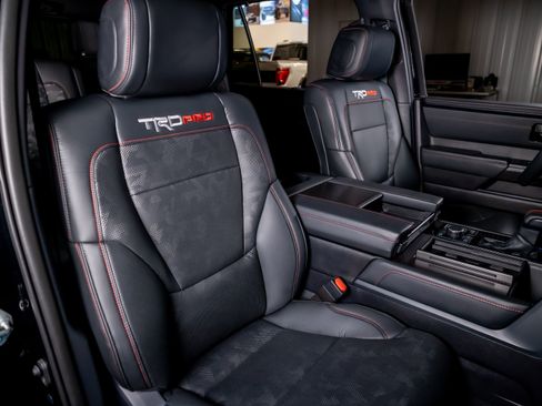 Used 2025 Toyota Sequoia TRD Pro AWD/4WD image 25