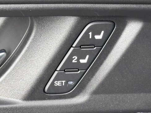 Certified 2025 Honda Accord EX-L image 21