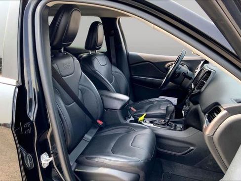 Certified 2020 Jeep Cherokee Limited w/ Technology Group FWD image 9