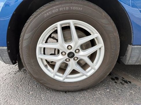 Used 2024 Ford Edge SEL AWD/4WD image 11