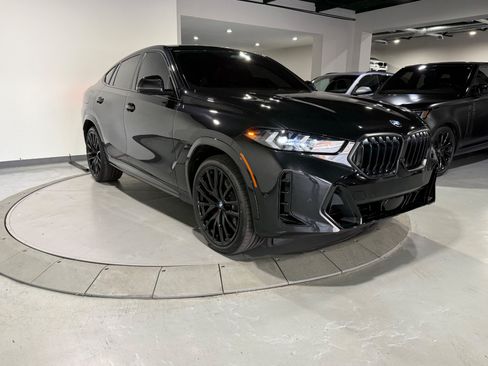 Used 2026 BMW X6 xDrive40i w/ Executive Package AWD/4WD image 9