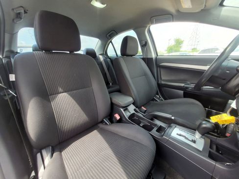 Used 2015 Mitsubishi Lancer ES FWD image 13