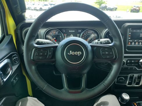 Used 2022 Jeep Wrangler Unlimited Sport AWD/4WD image 6