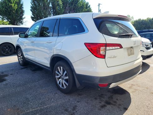 Used 2021 Honda Pilot EX image 6