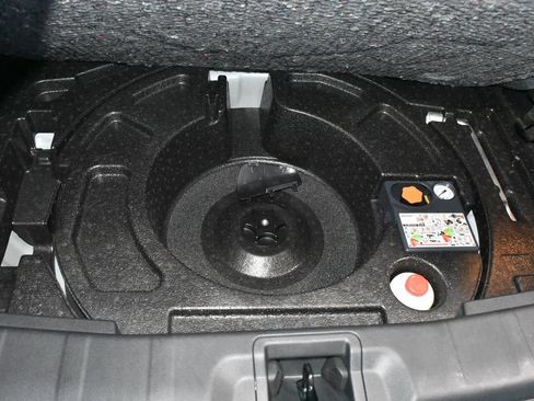 Certified 2022 Nissan Rogue Sport SL AWD/4WD image 26