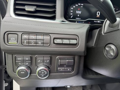 Used 2024 GMC Yukon Denali w/ Max Trailering Package AWD/4WD image 17