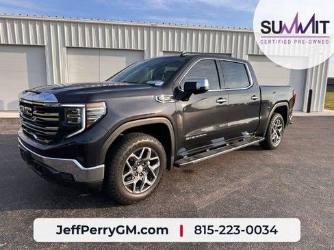 Used 2023 GMC Sierra 1500 SLT w/ SLT Premium Package AWD/4WD image 1