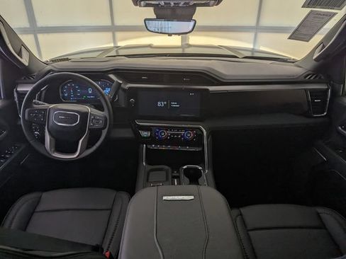 New 2026 GMC Sierra 2500 Denali w/ Technology Package AWD/4WD image 9