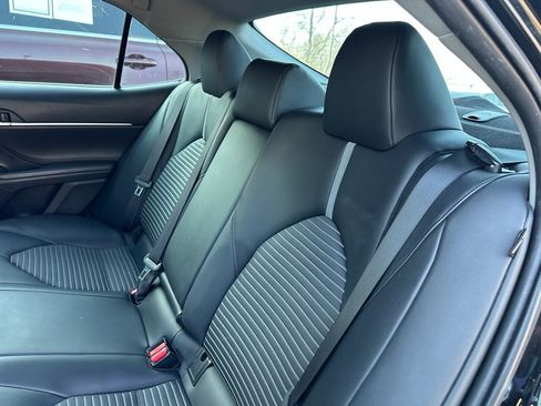 Used 2023 Toyota Camry SE w/ Convenience Package image 26