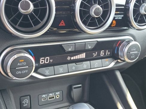 Used 2024 Nissan Sentra SR w/ Trunk Package image 37