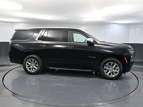 Used 2025 Chevrolet Tahoe Premier image 3