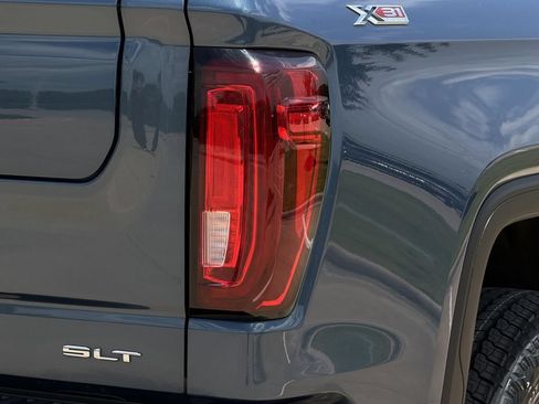 Used 2024 GMC Sierra 1500 SLT AWD/4WD image 12