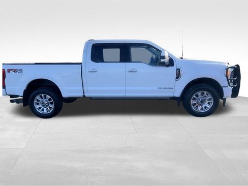 Used 2022 Ford F250 Limited image 10