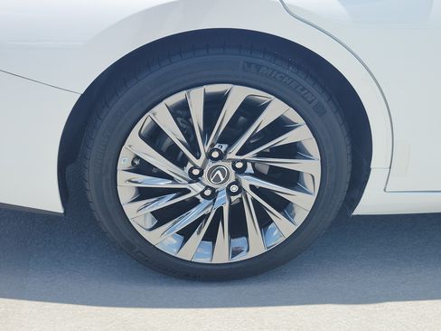 Certified 2024 Lexus ES 350 F Sport w/ Technology Package FWD image 7