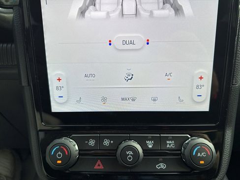 New 2025 Ford Ranger XLT w/ Equipment Group 301A High image 36