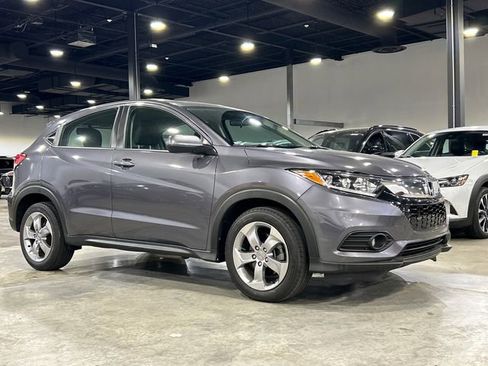 Used 2021 Honda HR-V LX image 1