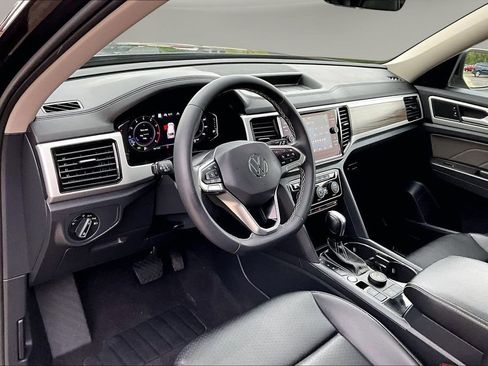 Used 2022 Volkswagen Atlas SEL AWD/4WD image 18