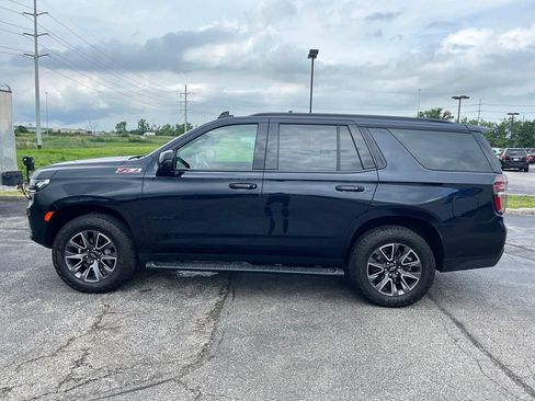 Certified 2023 Chevrolet Tahoe Z71 w/ Luxury Package AWD/4WD image 4
