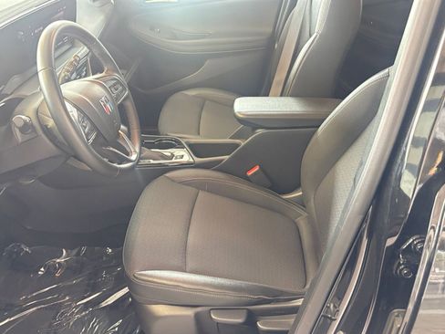 Used 2025 Buick Encore GX Preferred FWD image 27