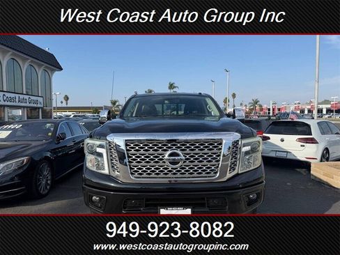 Used 2016 Nissan Titan SL image 26