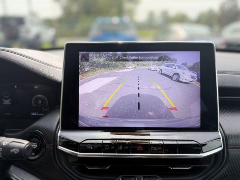 Used 2022 Jeep Compass Trailhawk w/ Trailhawk Elite Group image 19