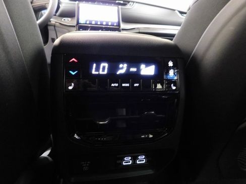 New 2025 Jeep Grand Cherokee L Limited w/ Black Appearance Package image 37