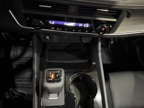 Certified 2025 Nissan Rogue SV w/ SV Premium Package FWD image 23