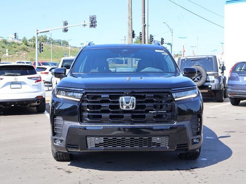 New 2026 Honda Pilot Black Edition image 2