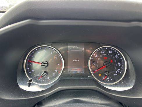 Certified 2020 Toyota RAV4 XLE Premium image 7