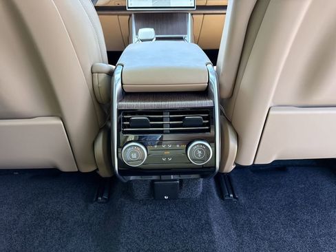 New 2025 Land Rover Range Rover SE AWD/4WD image 20