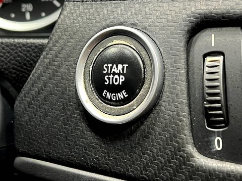 Used 2012 BMW M3 Coupe RWD image 22