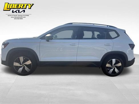 Used 2025 Volkswagen Taos S AWD/4WD image 4
