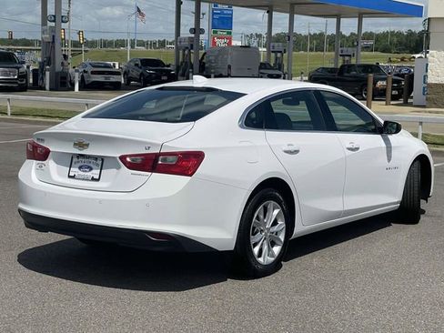 Used 2025 Chevrolet Malibu LT FWD image 3