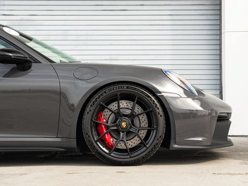 Certified 2022 Porsche 911 GT3 RWD image 32