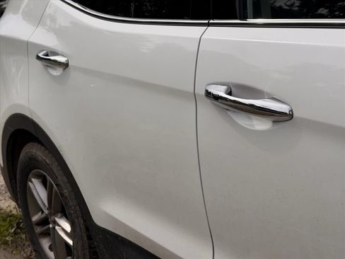 Used 2018 Hyundai Santa Fe Sport w/ 2.4L Value Package 02 AWD/4WD image 24