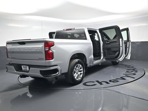 Used 2022 Chevrolet Silverado 1500 RST AWD/4WD image 26