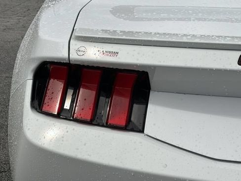 Used 2024 Ford Mustang Premium RWD image 5