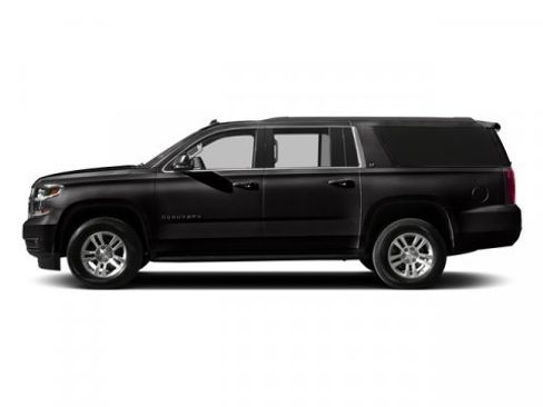 Used 2016 Chevrolet Suburban LT image 3