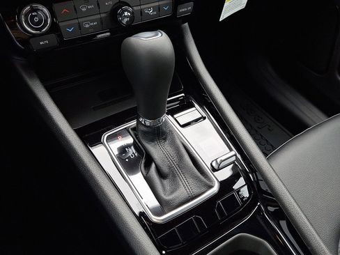 New 2026 Jeep Compass Latitude w/ Quick Order Package 29K image 9