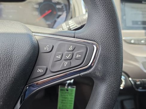 Used 2017 Chevrolet Cruze LT FWD image 20
