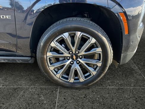 New 2026 Chevrolet Tahoe High Country w/ LPO, Illumination Package image 9