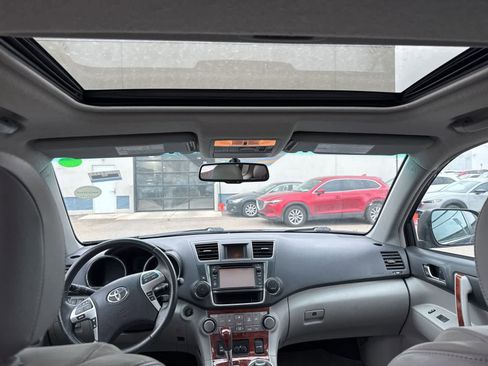 Used 2013 Toyota Highlander Limited image 15