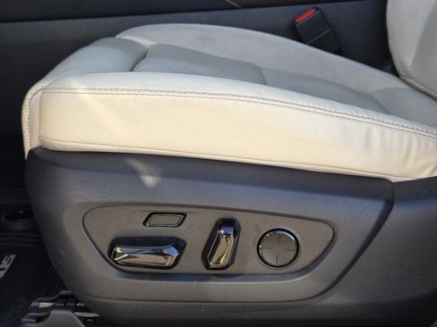 Used 2023 Lexus RX 350 FWD w/ Accessory Package (Z1) image 18