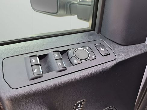 Used 2019 Ford F250 Lariat AWD/4WD image 30
