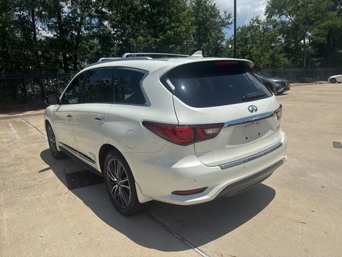 Used 2020 INFINITI QX60 Luxe w/ Sensory Package FWD image 6