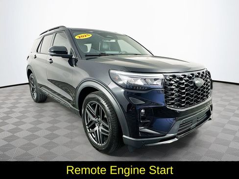 Used 2025 Ford Explorer ST w/ Sun And Sound Package AWD/4WD image 3